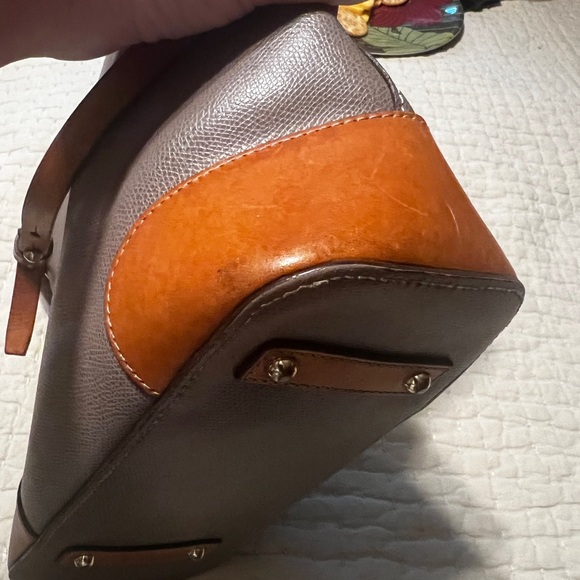 EUC Dooney & Bourke handbag - Picture 5 of 10